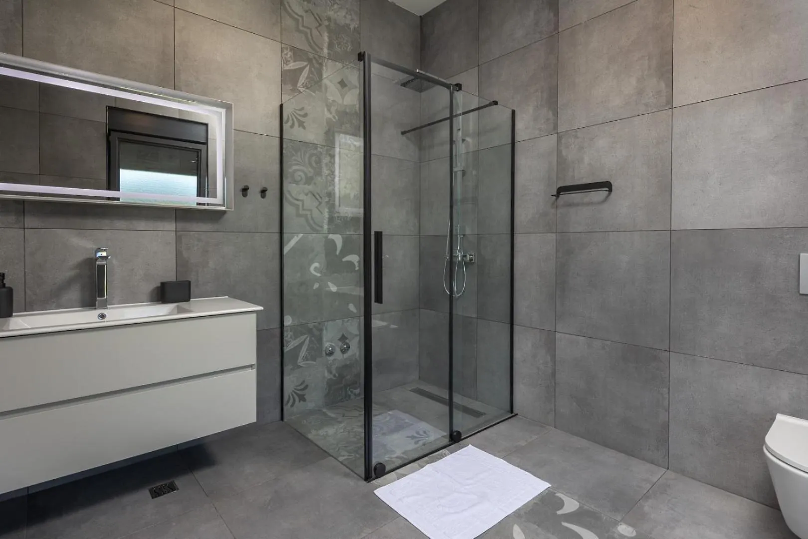 New! Luxury Villa Epic 3 - 50 M2 Heated Pool Juršići Hırvatistan